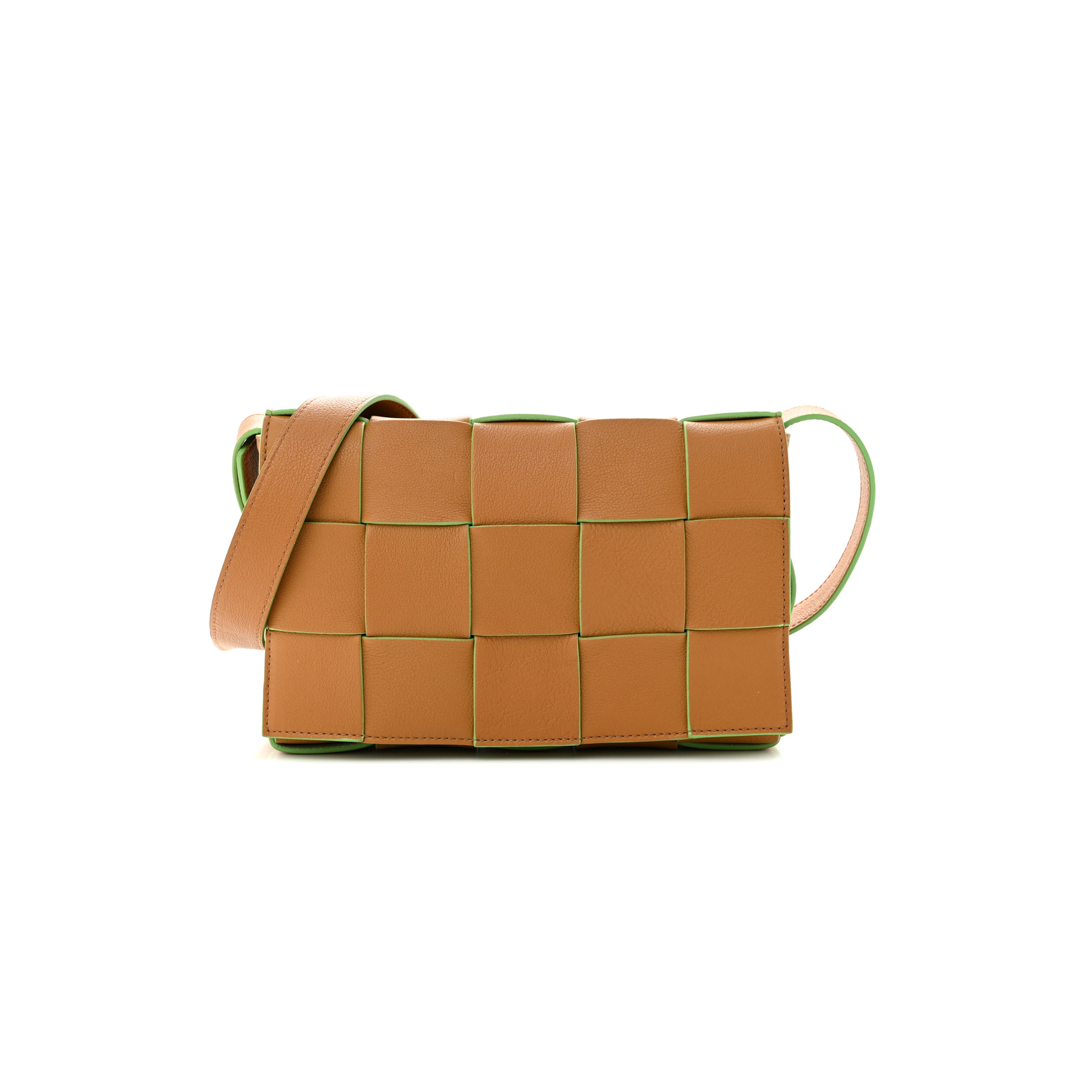 BOT*EGA VEN*TA GRAINED CALFSKIN MAXI INTRECCIATO CASSETTE CROSSBODY BAG CARAMEL PISTACHIO (23*15*5.5