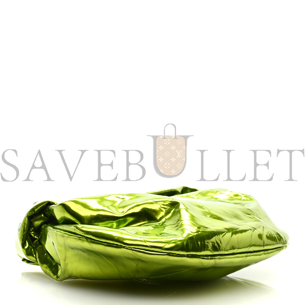 bo*te*ga Ve*ne*ta metallic crushed calfskin mini jodie chlorophyll  (25*14*3cm)