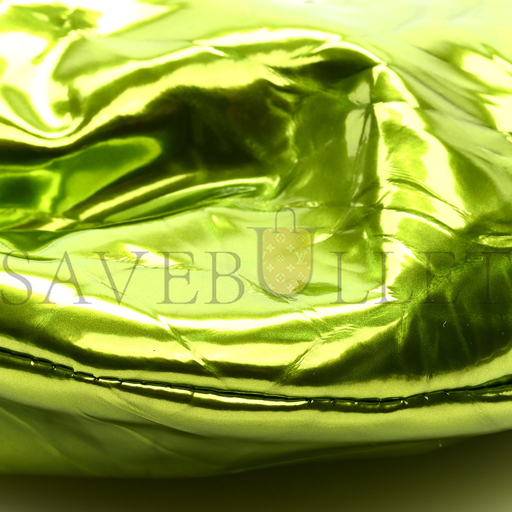 bo*te*ga Ve*ne*ta metallic crushed calfskin mini jodie chlorophyll  (25*14*3cm)