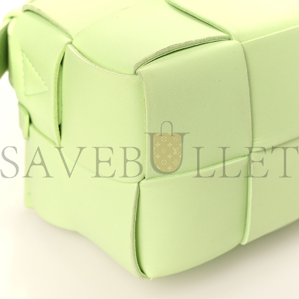 bo*te*ga Ve*ne*ta lambskin maxi intrecciato small brick cassette bag fennel  (23*10*10cm)