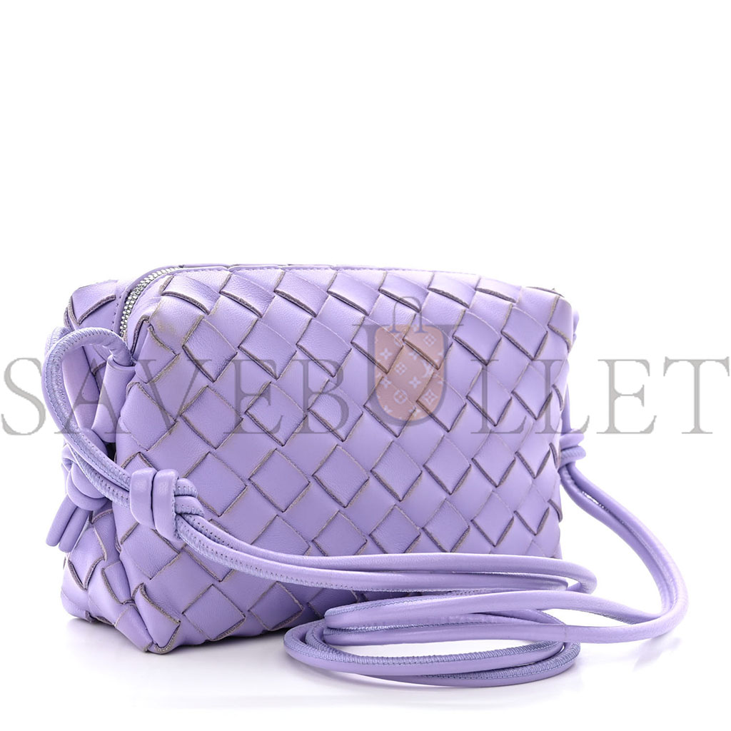 bo*te*ga Ve*ne*ta nappa intrecciato mini loop camera bag wisteria  (18*11*8cm)