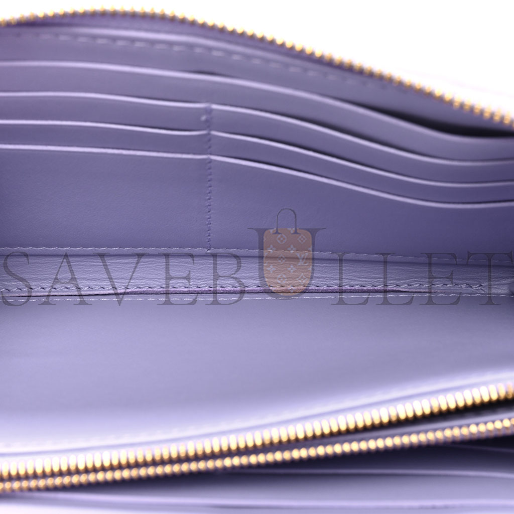 bo*te*ga Ve*ne*ta shiny calfskin intreccio wallet wisteria  (19*11*2cm)