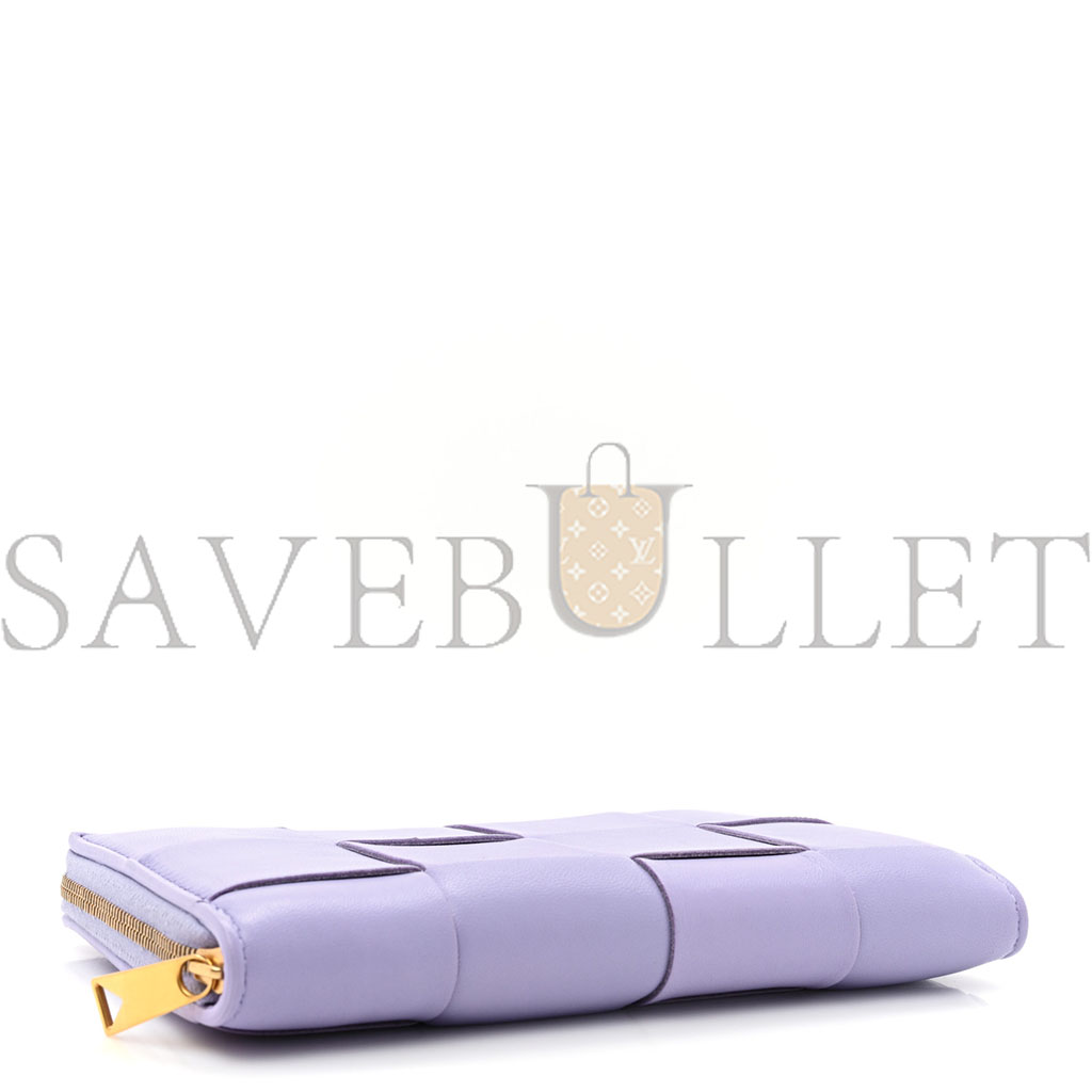 bo*te*ga Ve*ne*ta shiny calfskin intreccio wallet wisteria  (19*11*2cm)