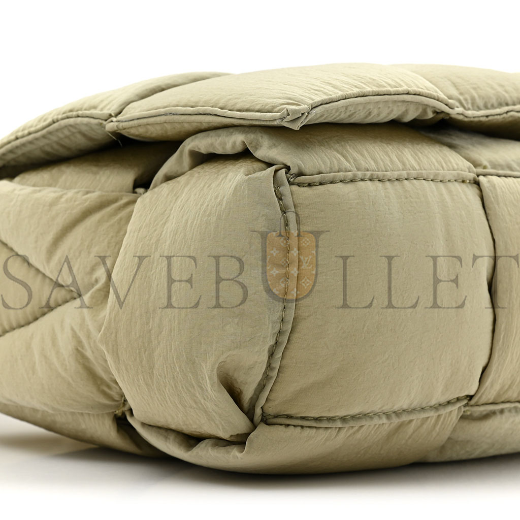bo*te*ga Ve*ne*ta nylon intrecciato padded tech cassette bag travertine  (32*17*10cm)