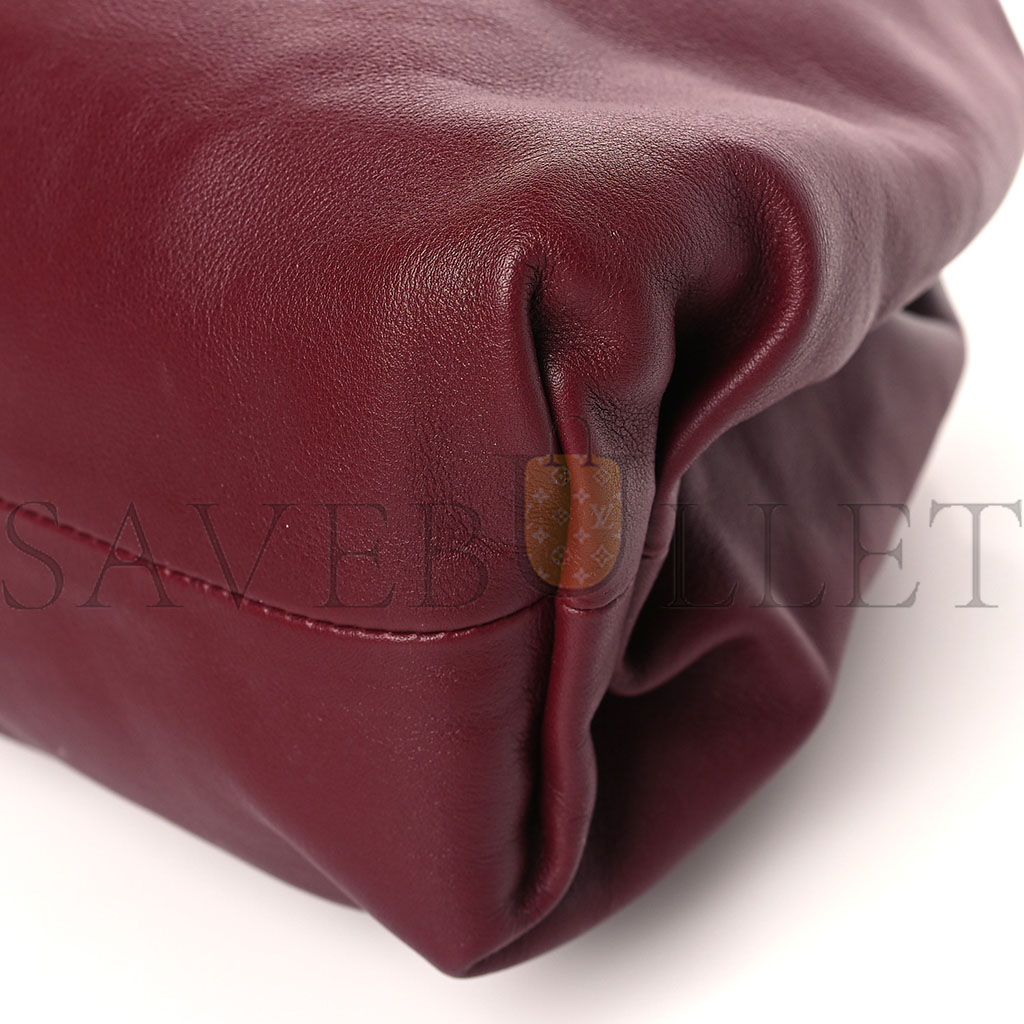 bo*te*ga Ve*ne*ta smooth butter calf the pouch oversized clutch bordeaux  (37*21*8cm)