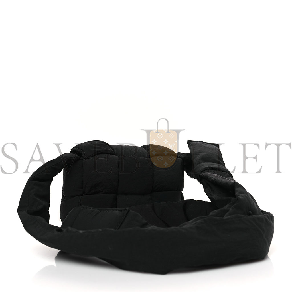 bo*te*ga Ve*ne*ta nylon intrecciato mini padded tech candy cassette bag black  (13*8*3cm)