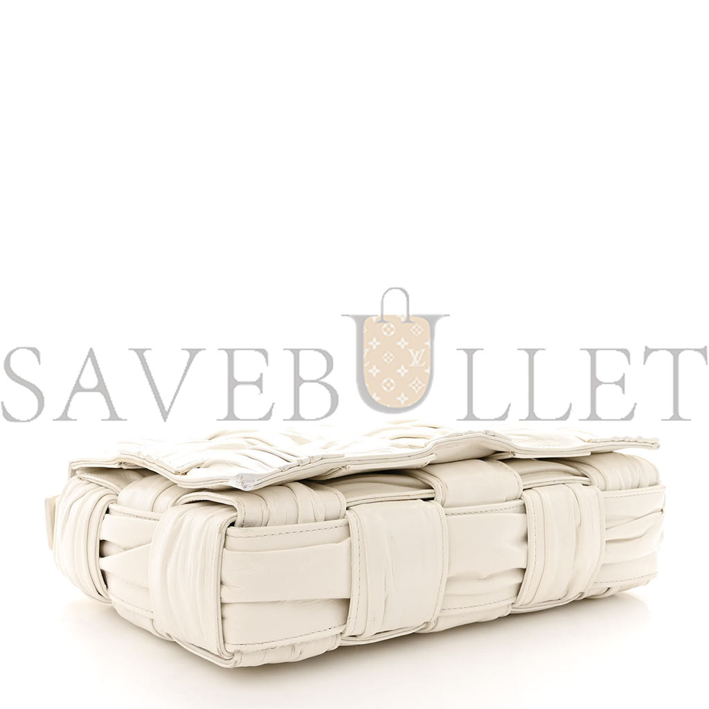 bo*te*ga Ve*ne*ta calfskin intreccio plisse cassette crossbody bag white  (24*16*8cm)