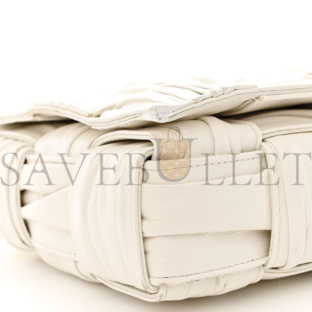 bo*te*ga Ve*ne*ta calfskin intreccio plisse cassette crossbody bag white  (24*16*8cm)