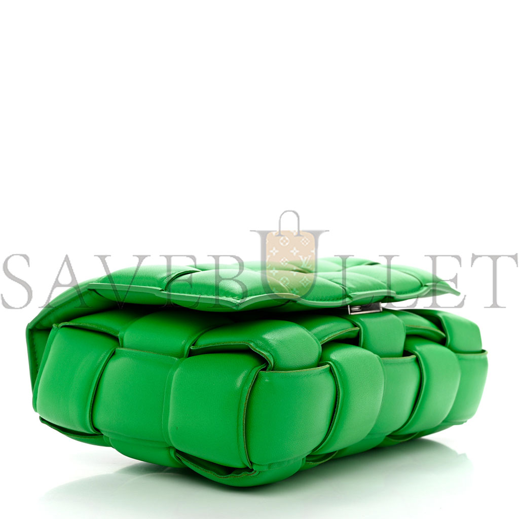 bo*te*ga Ve*ne*ta nappa maxi intreccio padded cassette crossbody bag parakeet  (26*18*8cm)