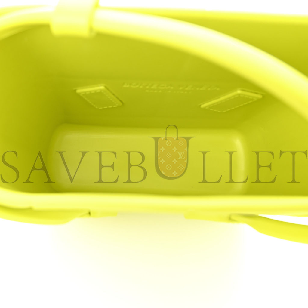 bo*te*ga Ve*ne*ta rubber maxi intrecciato mini arco kiwi green  (21*18*8cm)