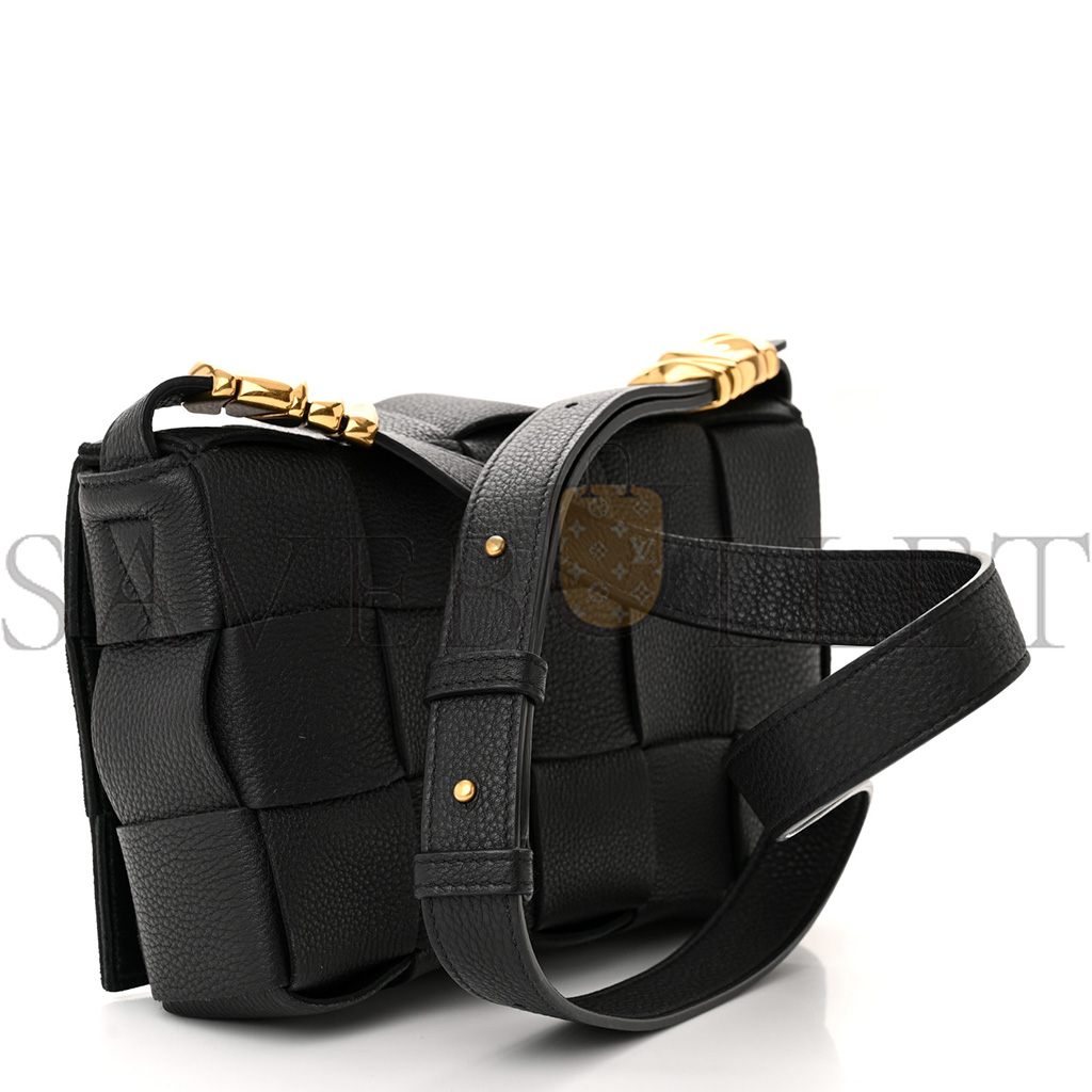 bo*te*ga Ve*ne*ta grained calfskin maxi intrecciato cassette crossbody bag black  (23*15*5.5cm)
