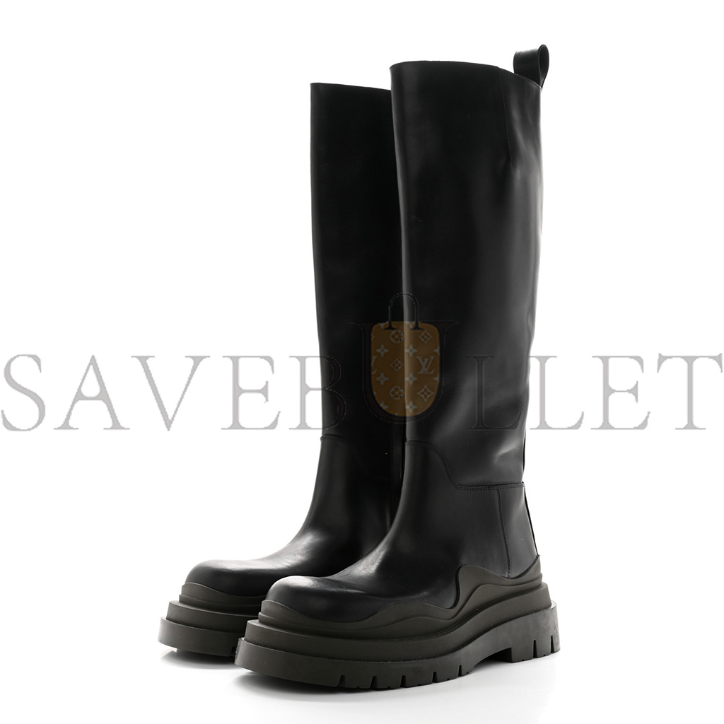 bo*te*ga Ve*ne*ta calfskin the tire high boots black