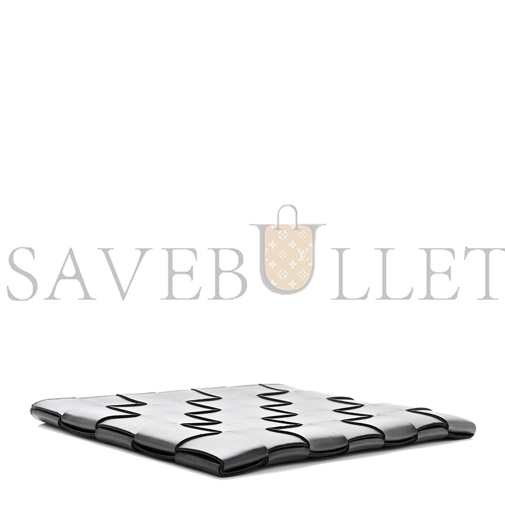 bo*te*ga Ve*ne*ta nappa maxi intrecciato cassette flat zip medium pouch black  (28*20cm)
