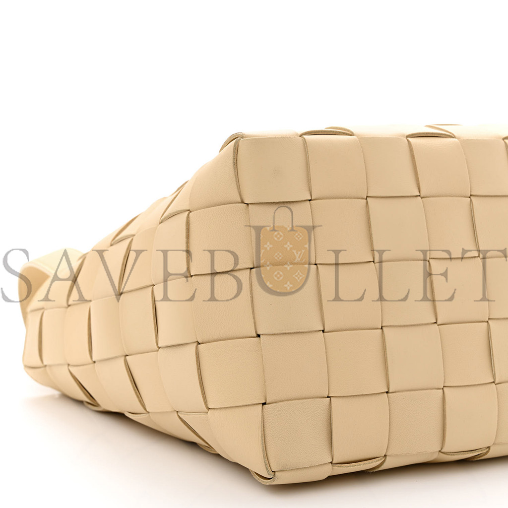 bo*te*ga Ve*ne*ta lambskin maxi intrecciato bowling cassette shoulder bag porridge (27*27*15cm)