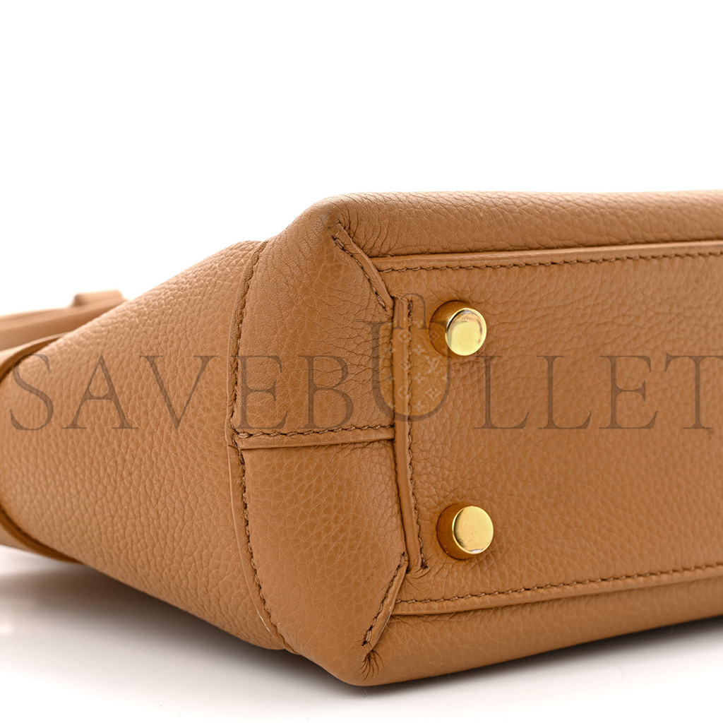 bo*te*ga Ve*ne*ta grained calfskin maxi intrecciato mini arco caramel  (18*16*9cm)