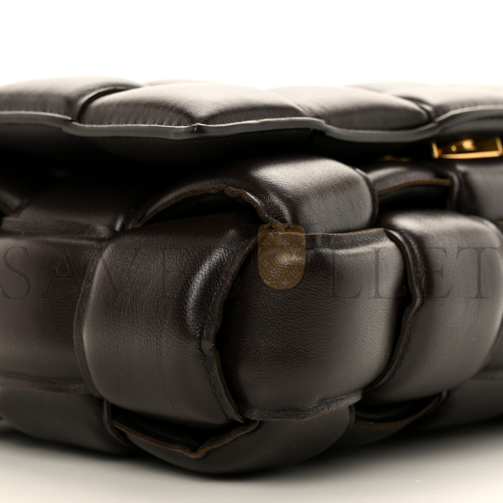 bo*te*ga Ve*ne*ta nappa maxi intrecciato padded cassette crossbody bag fondente  (26*18*8cm)