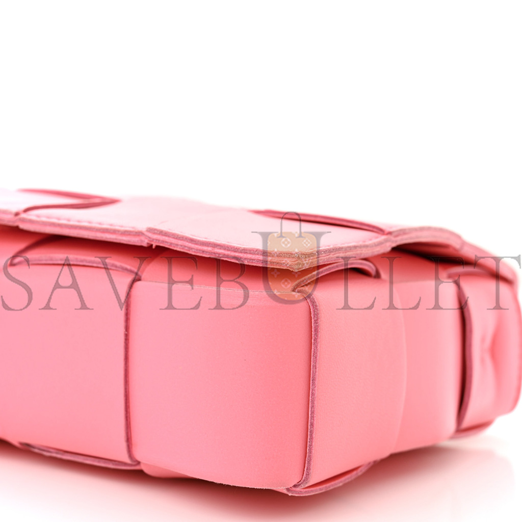 bo*te*ga Ve*ne*ta lambskin maxi intrecciato cassette crossbody bag pink (23*15*5.5cm)