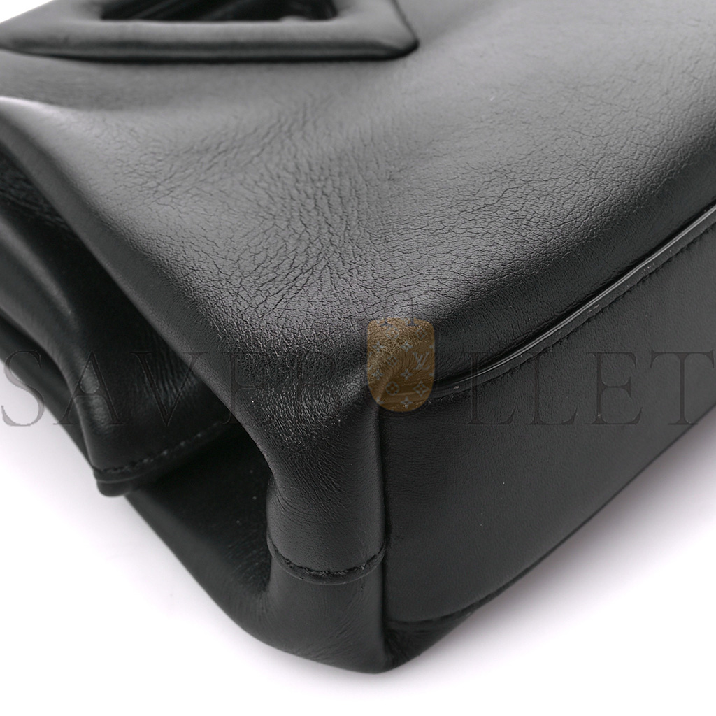 bo*te*ga Ve*ne*ta calfskin small the point triangle bag black (20*17*8cm)