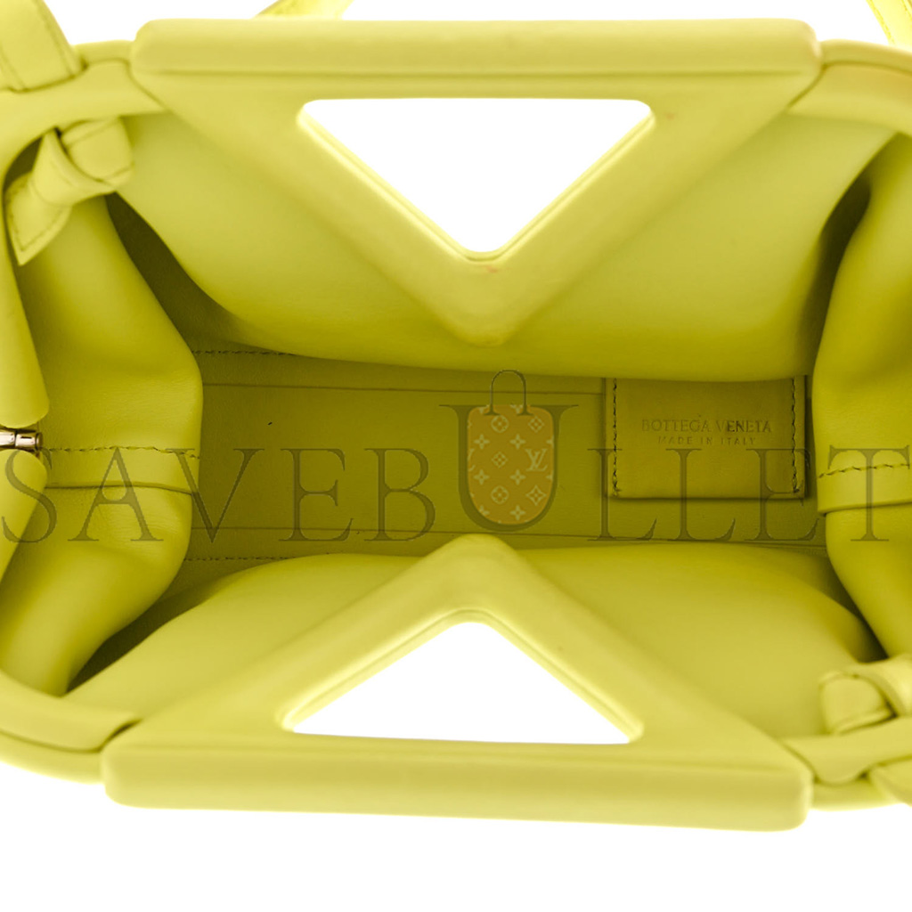 bo*te*ga Ve*ne*ta calfskin small the point triangle bag seagrass  (20*18*8cm)