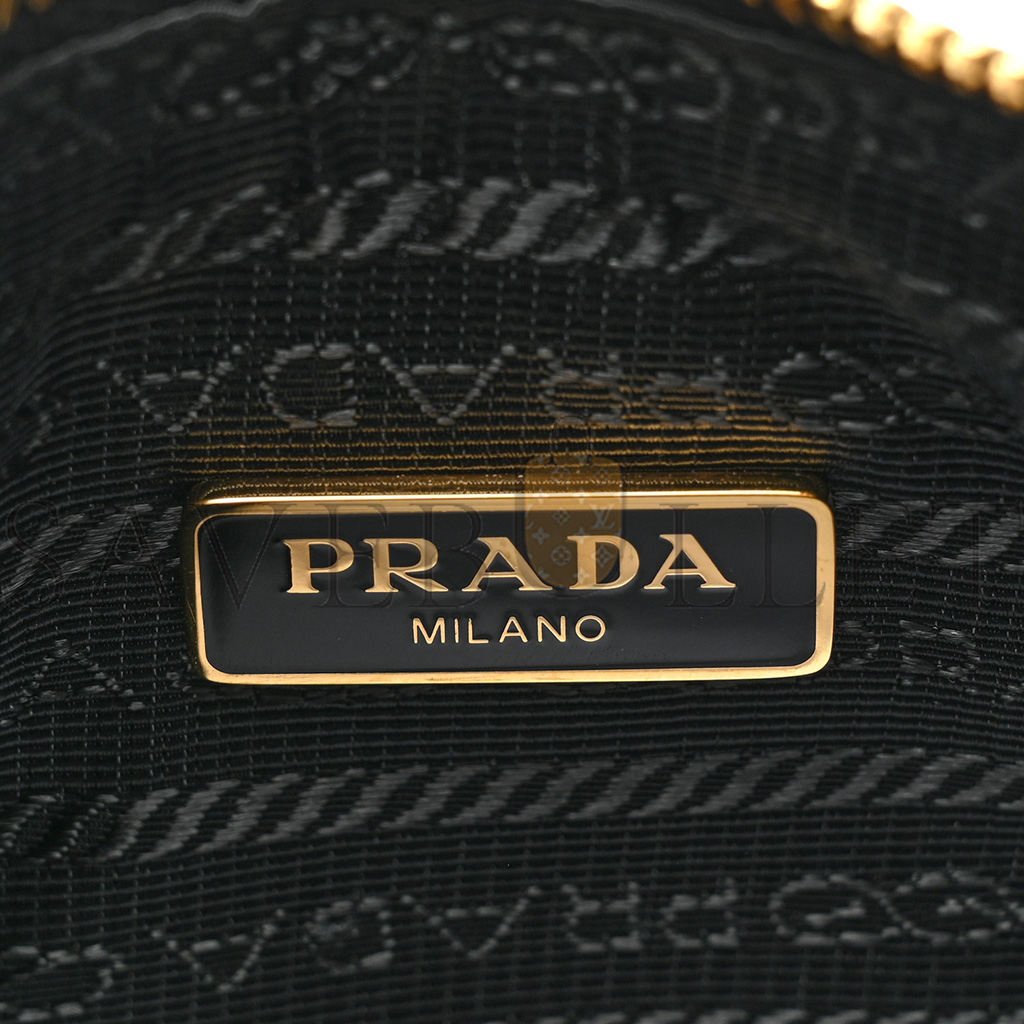 Pra*a saffiano lux re-edition 2005 shoulder bag black  (22*17*6cm)