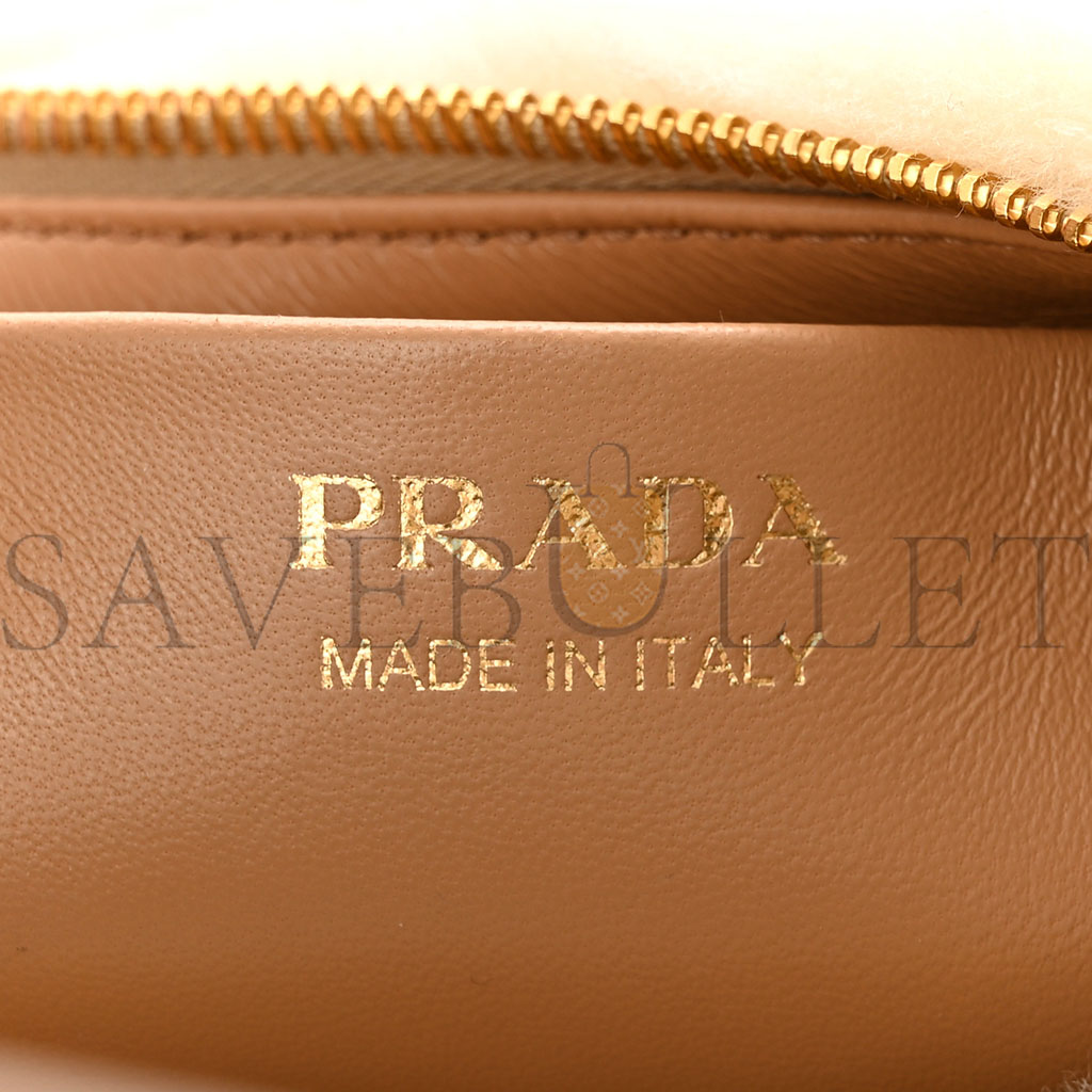 Pra*a shearling arque shoulder bag ecru noisette (23*19*6cm)
