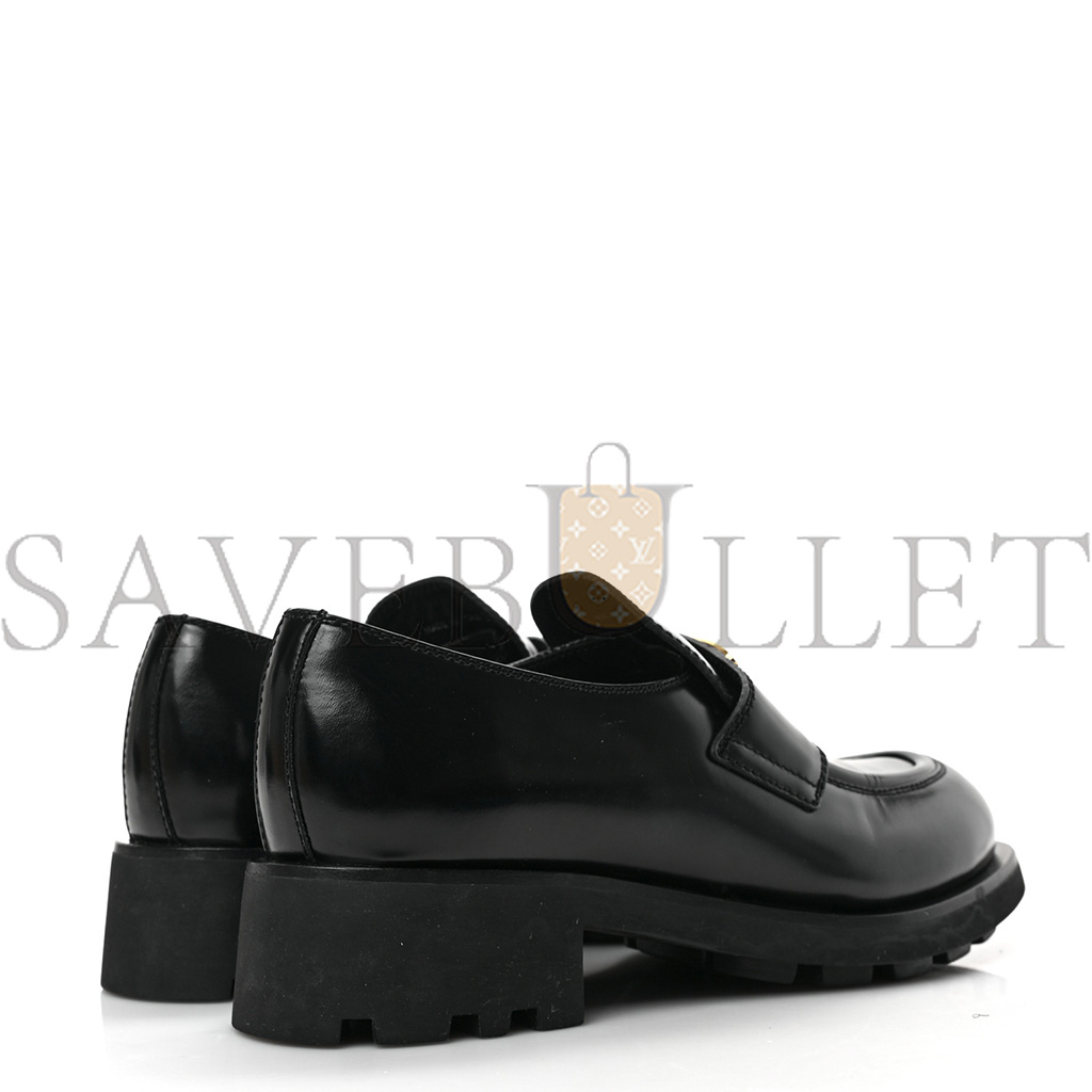 Pra*a spazzolato metal triangle logo 50mm lug sole loafers 39 black