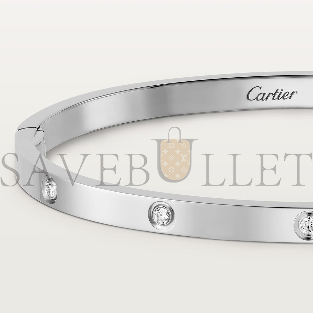 CARTIER LOVE BRACELET, SMALL MODEL, 10 DIAMONDS B6048017