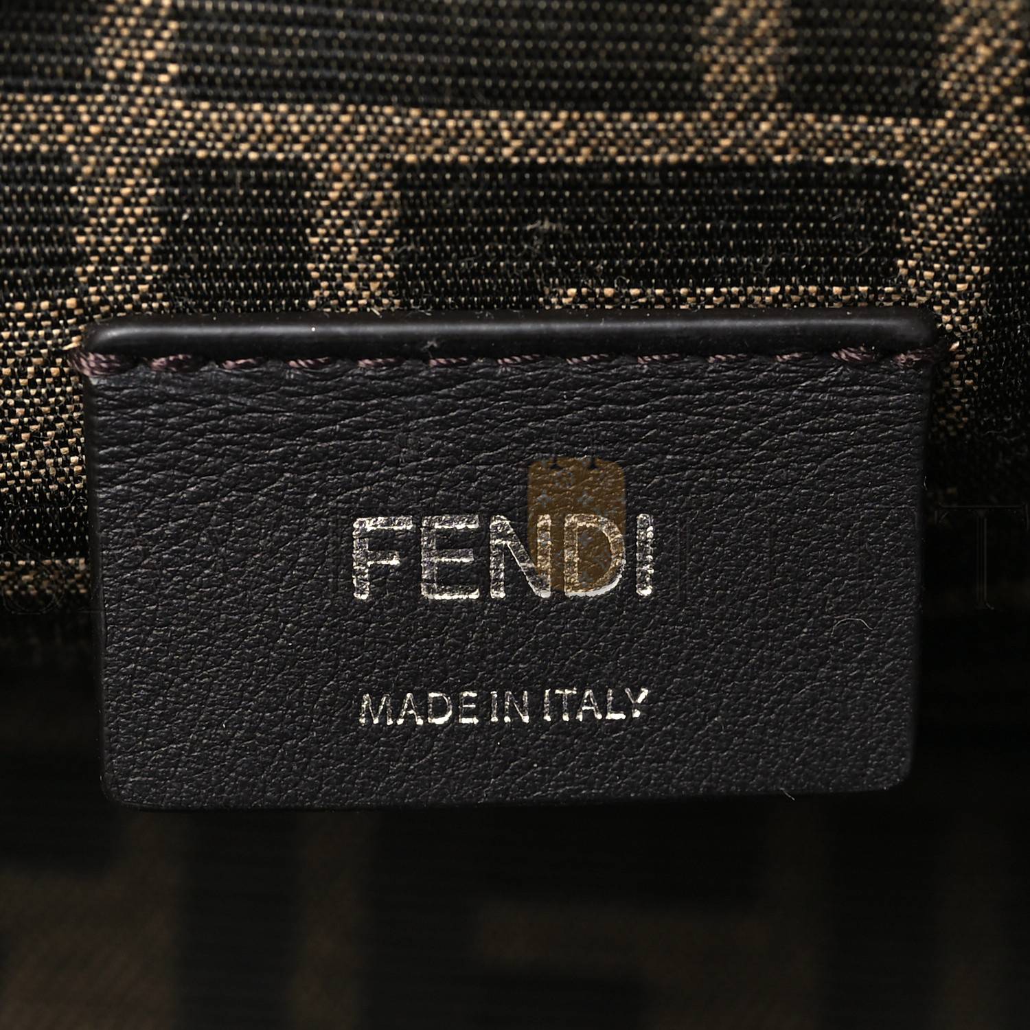 F**di shiny nappa snakeskin small F**di first anthracite asfalto (26*18*9.5cm)