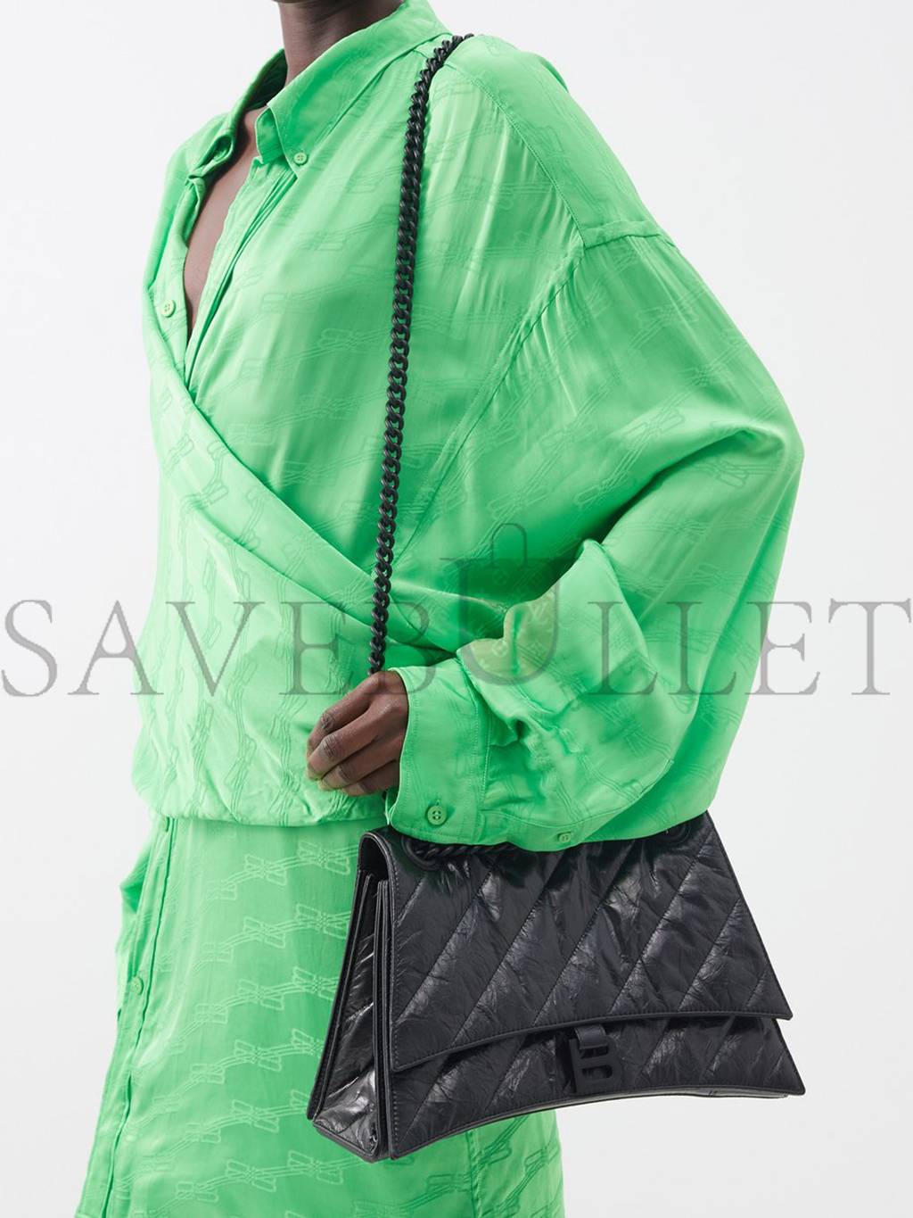 Ba*len*cia*ga black crush m quilted creased leather shoulder bag  matchesfashion us (30.9*20.3*11.4cm)