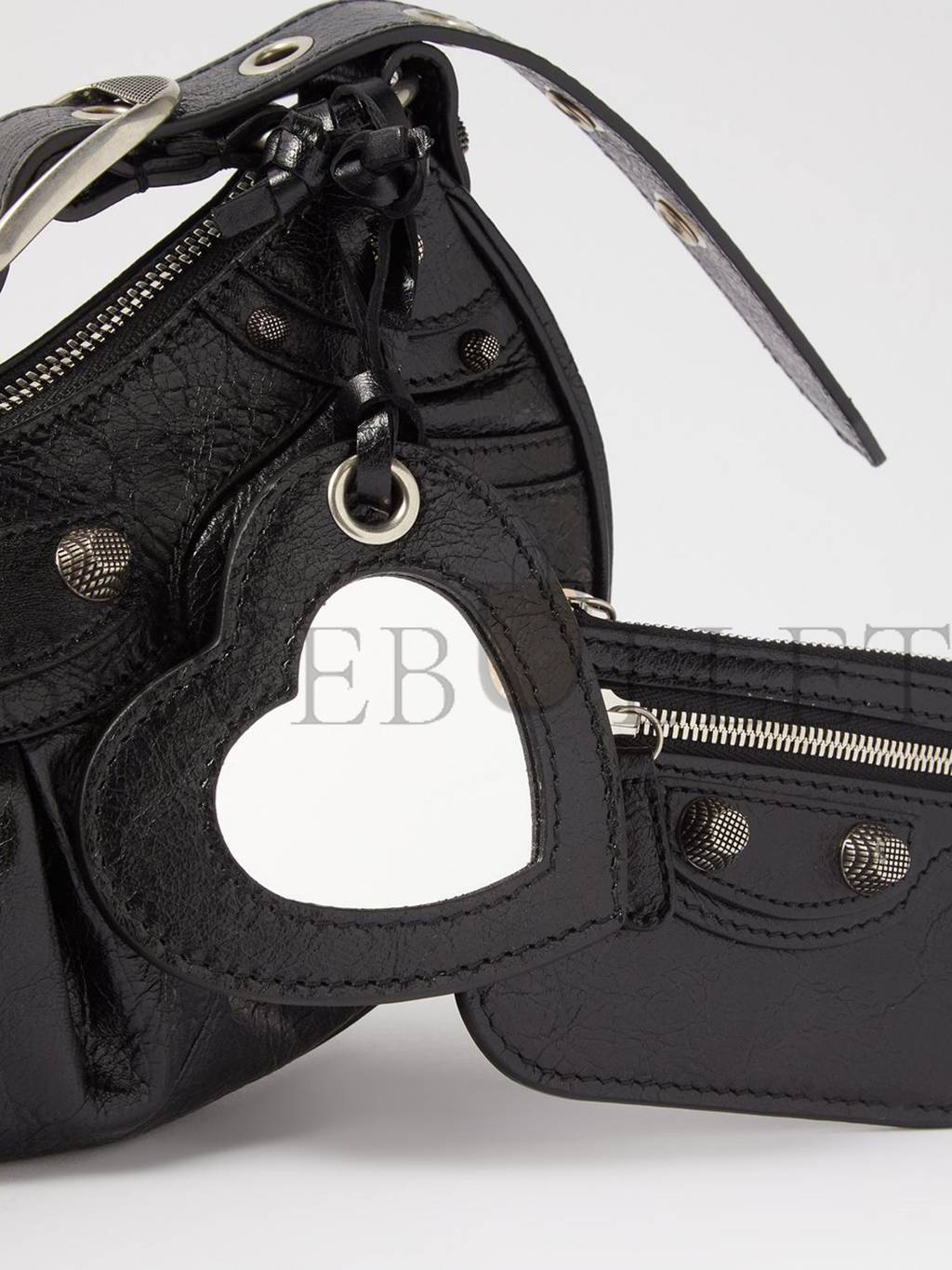 Ba*len*cia*ga black cagole xs leather shoulder bag  matchesfashion us (24*13.5*5.4cm)