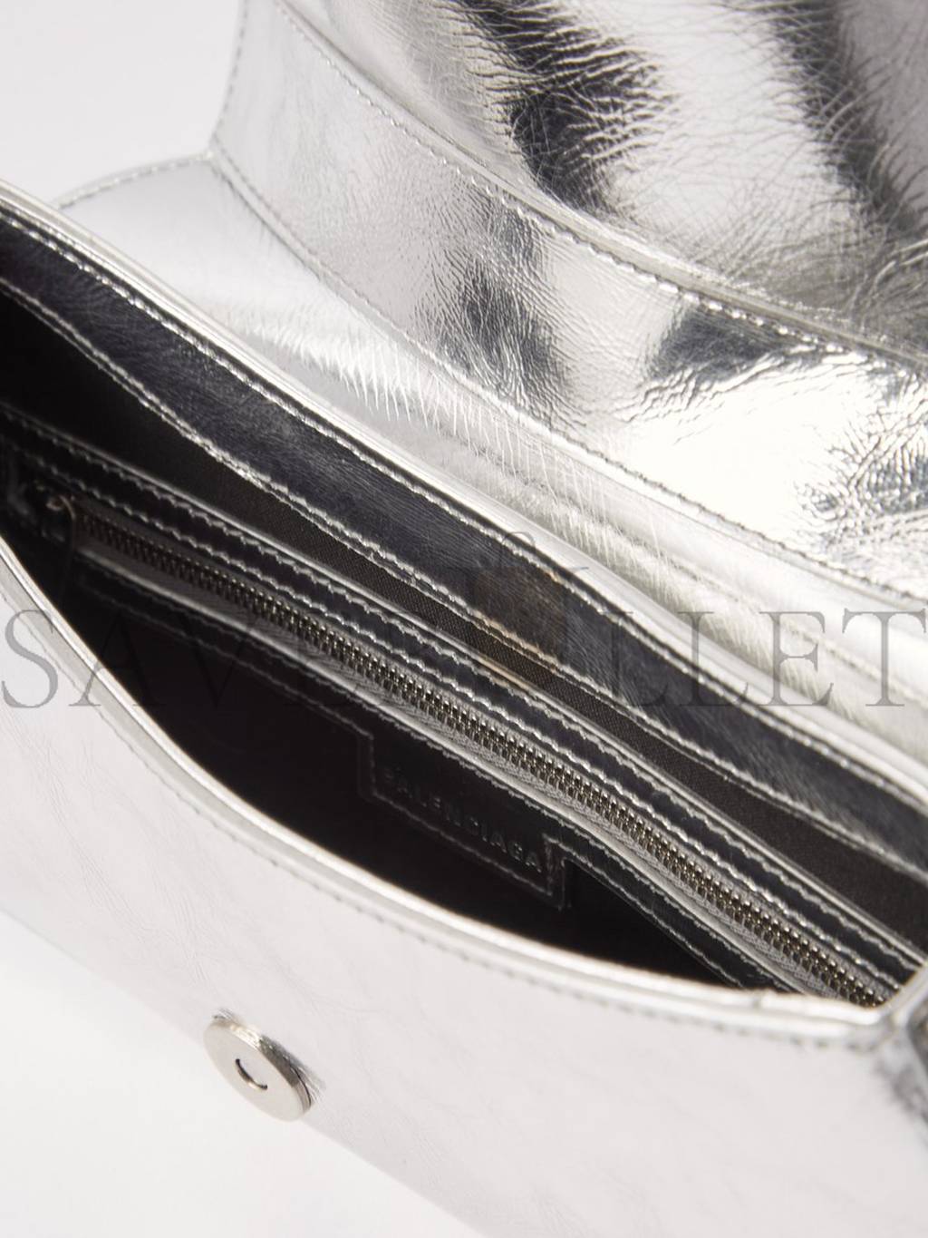 Ba*len*cia*ga silver lindsay s metallic-leather shoulder bag  matchesfashion us (28.5*12.9*5.3cm)
