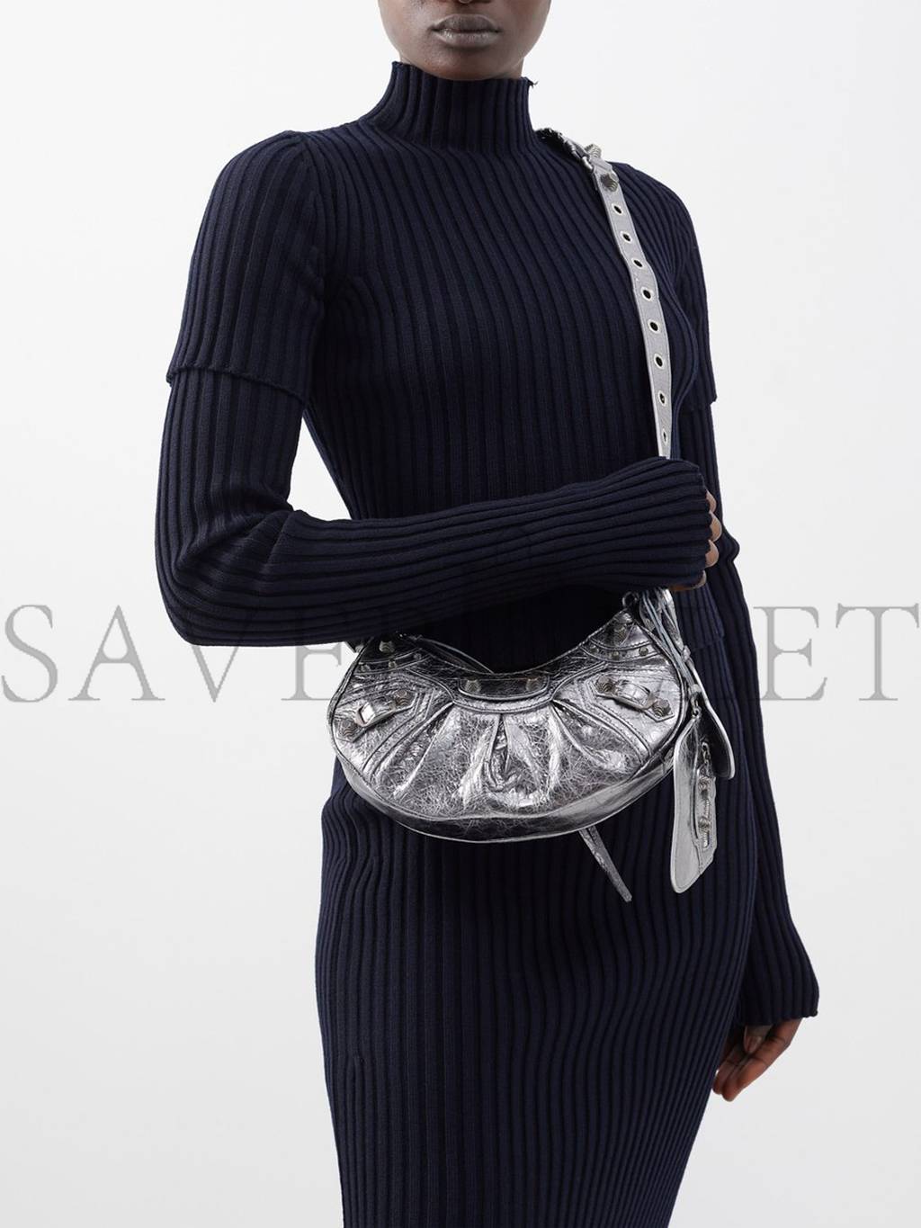 Ba*len*cia*ga silver le cagole xs leather shoulder bag  matchesfashion us (26.5*11.4*7.3cm)