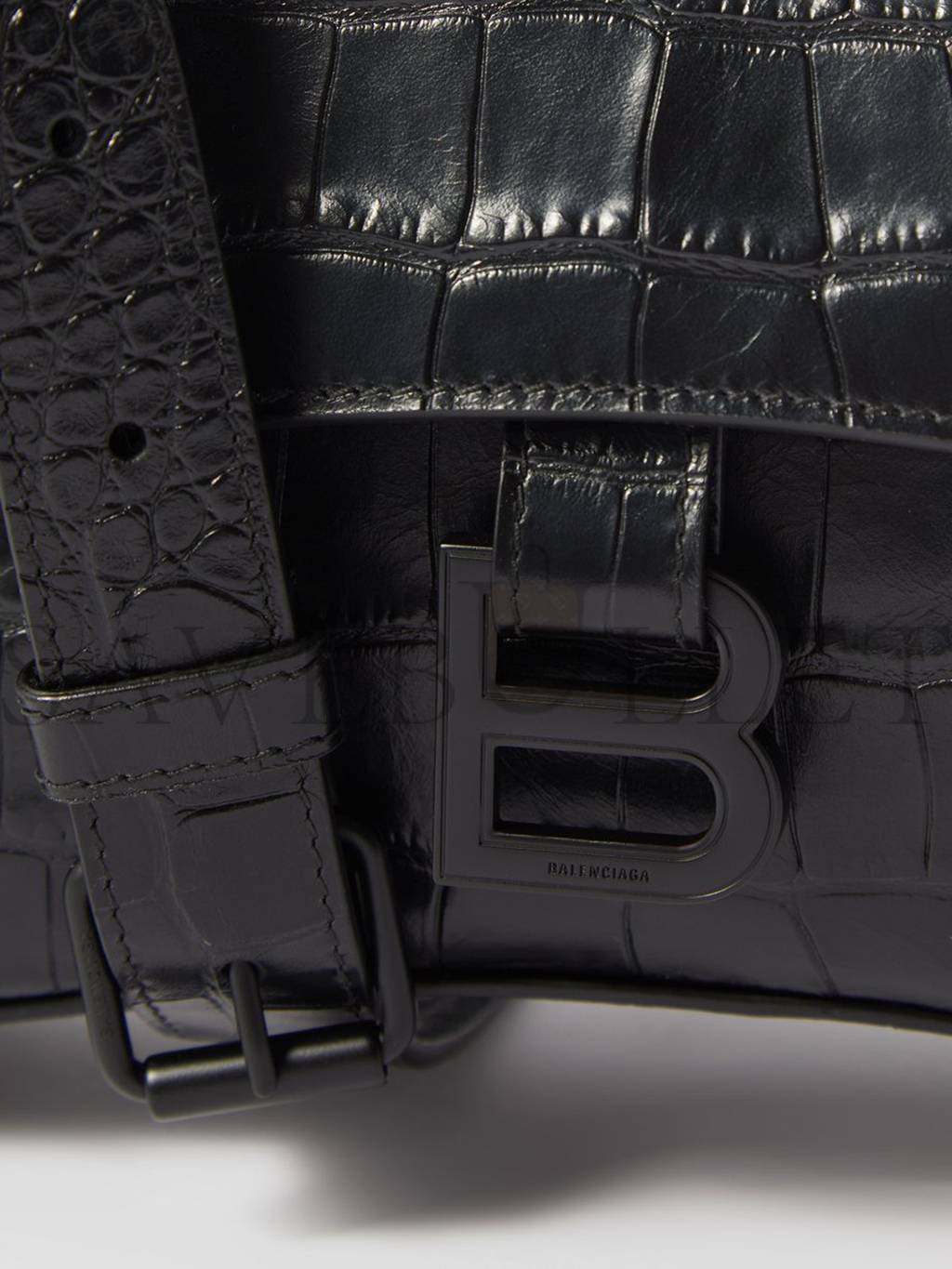 Ba*len*cia*ga black downtown xs crocodile-effect leather bag  matchesfashion us (25.4*15*6cm)