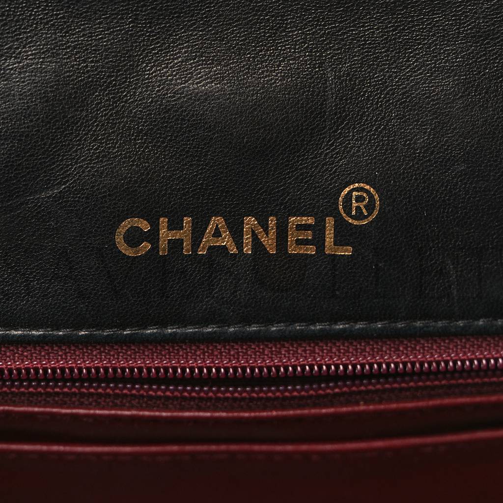 Ch*el lambskin quilted small single flap black gold hardware (23*15*5cm)