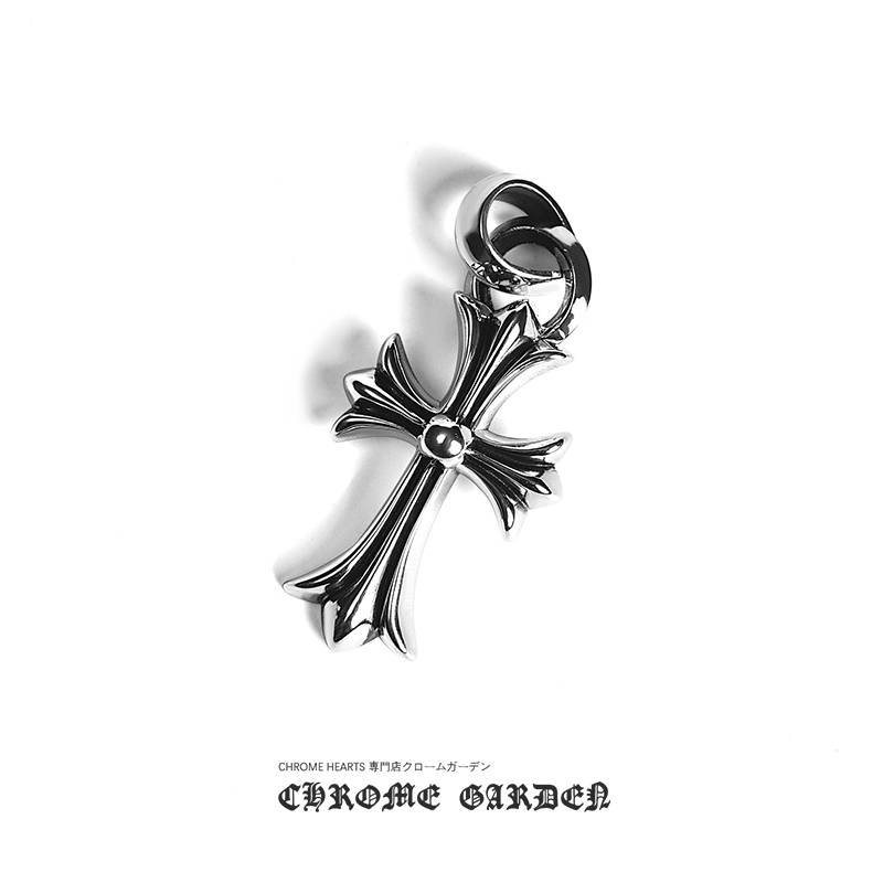 CHR*ME HE*RTS SMALL CROSS PENDANT