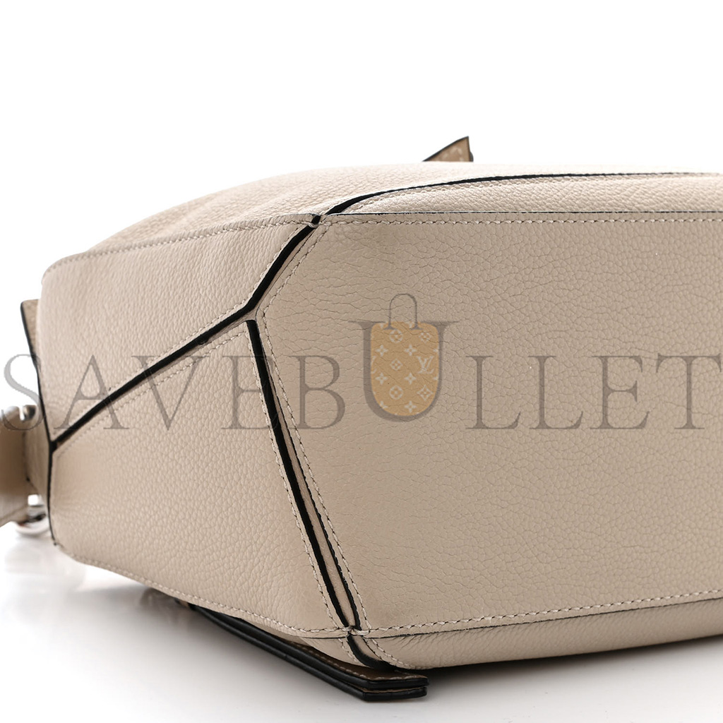 LOEWE GRAINED CALFSKIN SMALL PUZZLE BAG SAND (24*16.5*10.5cm)
