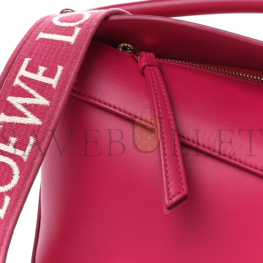 LOEWE SATIN CALFSKIN MONOCHROME SMALL PUZZLE EDGE BAG RUBY RED GLAZE (24*16.5*10.5cm)