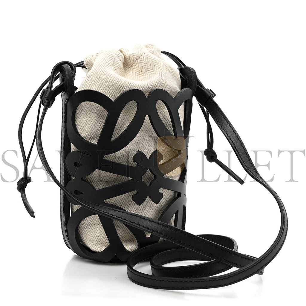 LOE*WE X PAULA'S IBIZA CUTOUT ANAGRAM POCKET CROSSBODY BAG BLACK (23*22*3cm)