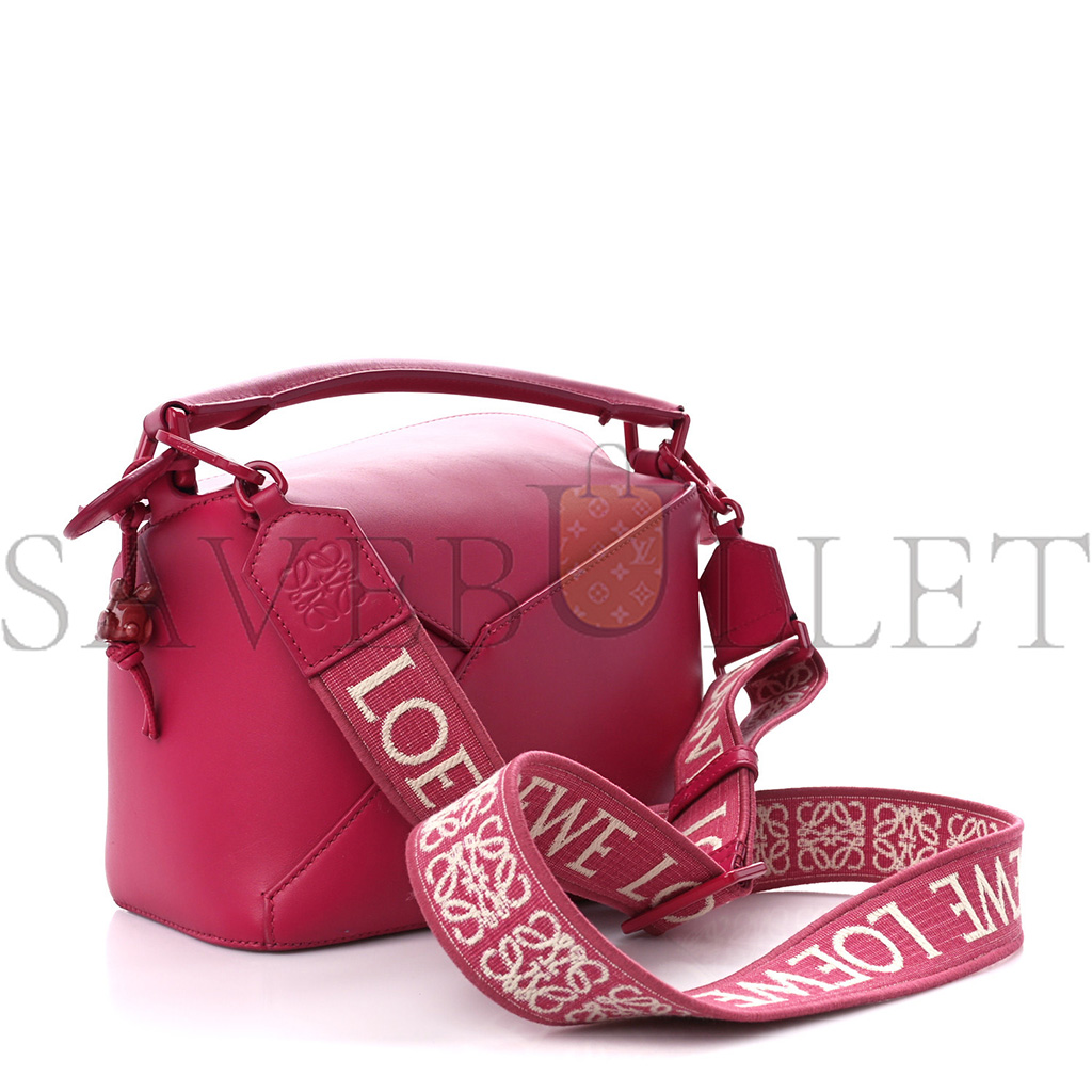 LOEWE SATIN CALFSKIN MONOCHROME SMALL PUZZLE EDGE BAG RUBY RED GLAZE (24*16.5*10.5cm)
