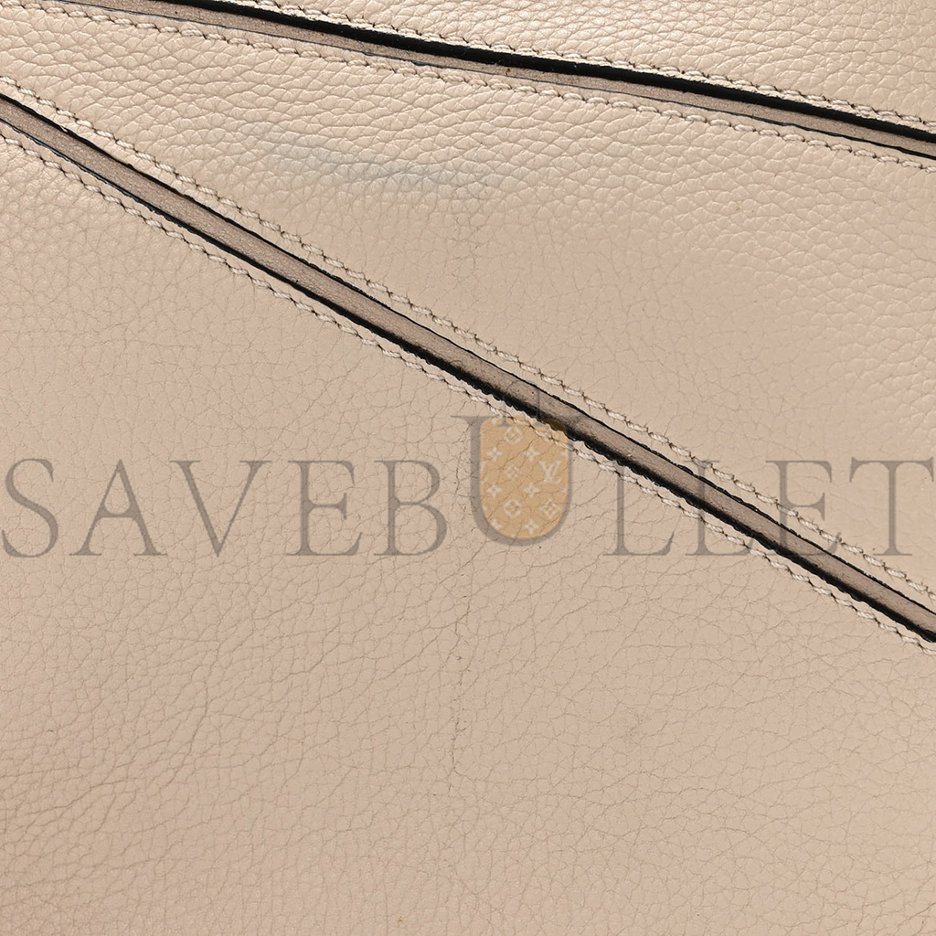 LOEWE GRAINED CALFSKIN SMALL PUZZLE BAG SAND (24*16.5*10.5cm)