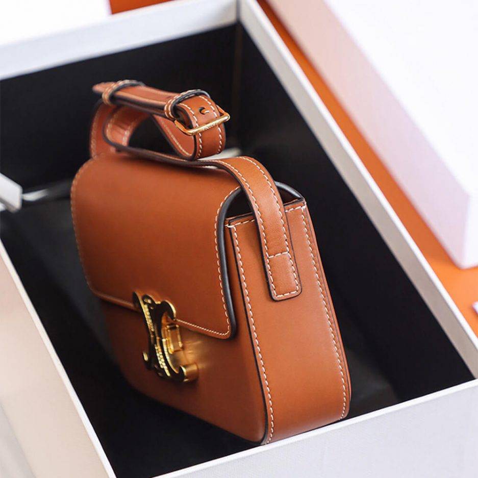 Ce**e triomphe shoulder bag 194143bfn.04lu (20*10*4cm)