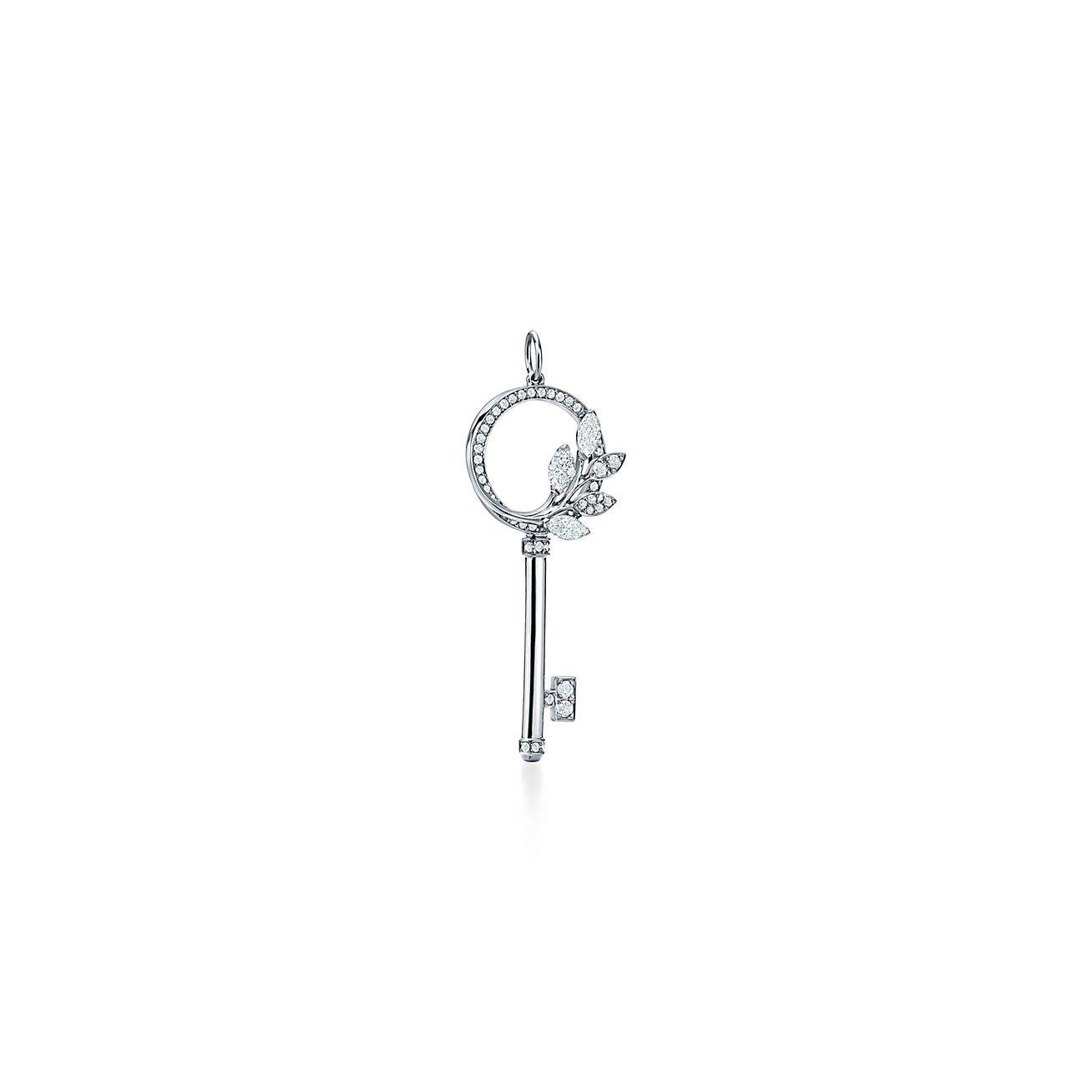 T*f*ny keys T*f*ny victoria® diamond vine circle key in platinum