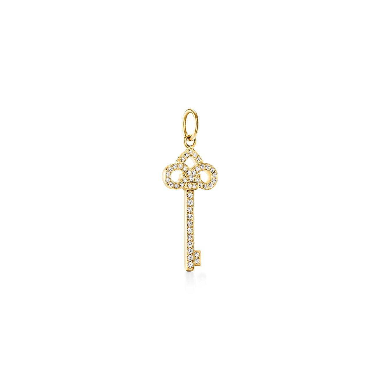 T*f*ny keys fleur de lis key