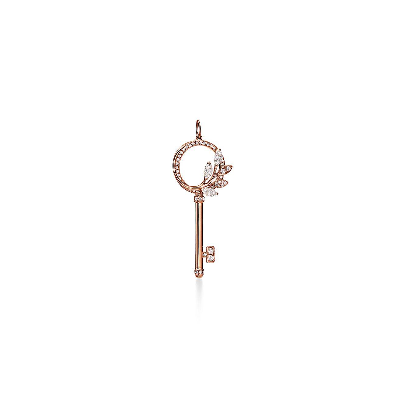 T*f*ny keys T*f*ny victoria® diamond vine circle key in 18k rose gold
