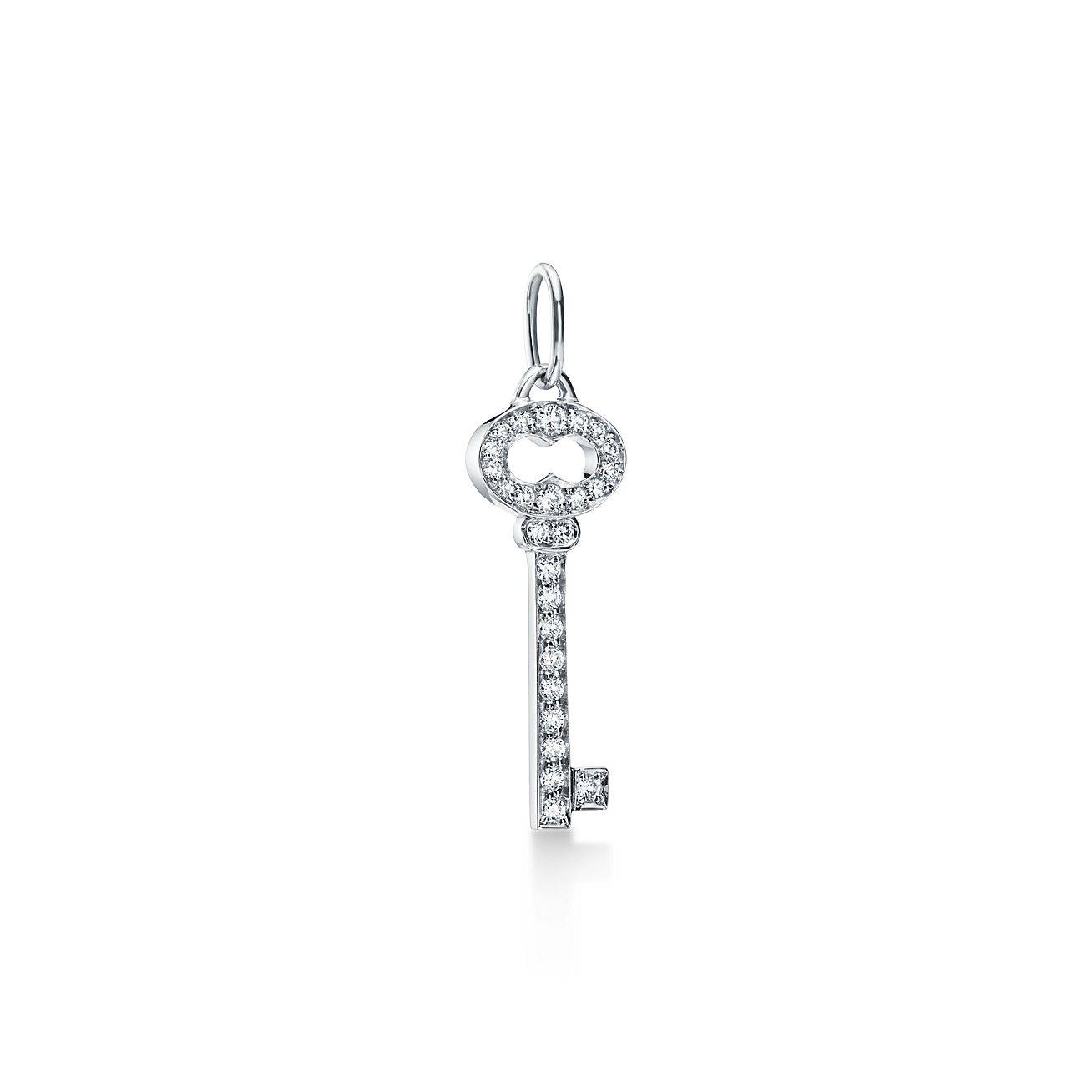 T*f*ny keys vintage oval key