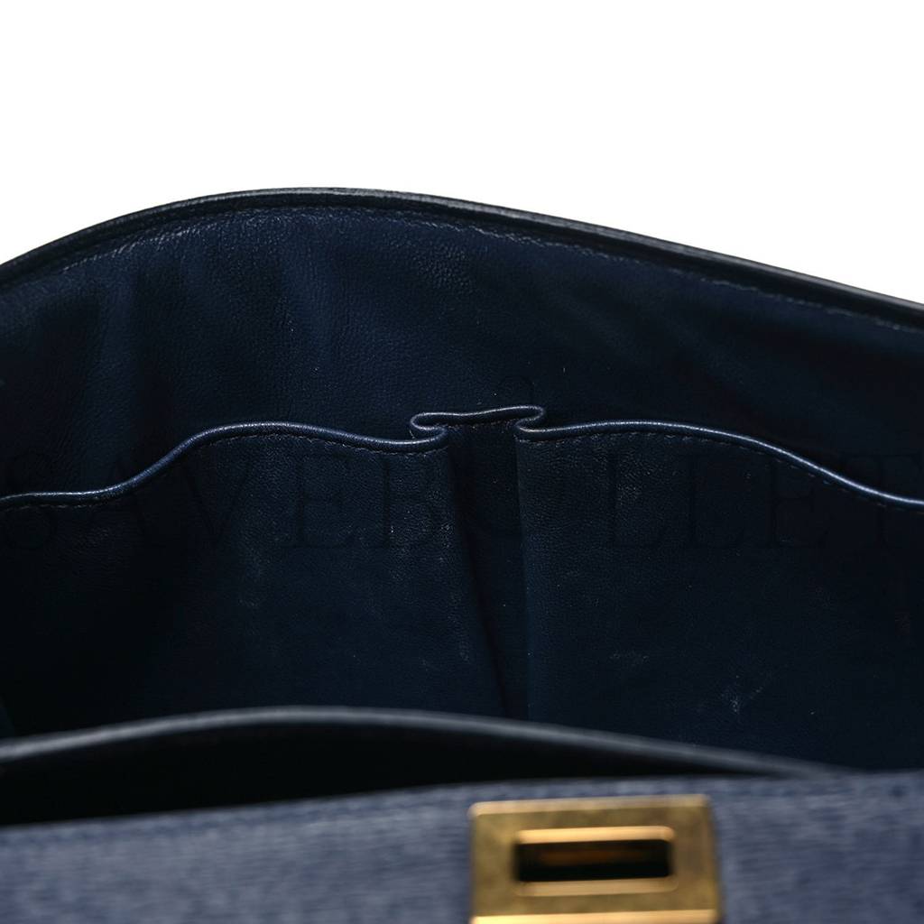 Ce**e liege calfskin medium classic box flap bag dark blue (23*18*6cm)
