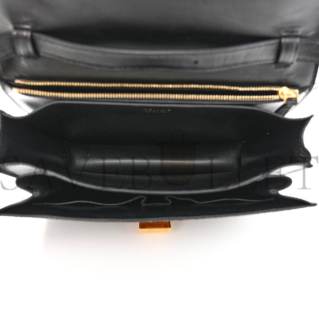 Ce**e stingray medium classic box flap bag black (23*18*8cm)