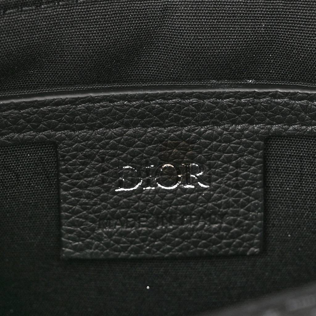D*or grained calfskin oblique saddle pouch black (18*13*5.1cm)